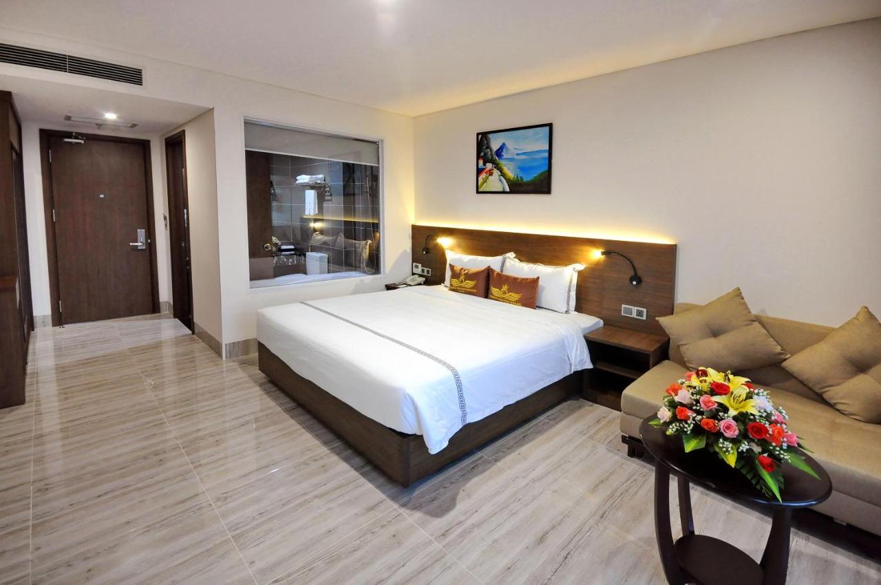Crown Nguyen Hoang Hotel Nha Trang Kültér fotó