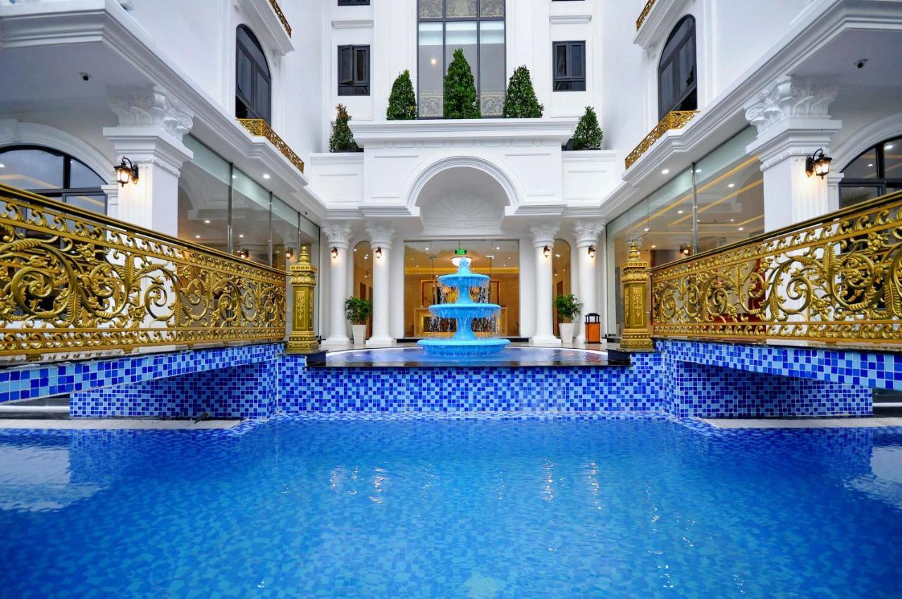 Crown Nguyen Hoang Hotel Nha Trang Kültér fotó