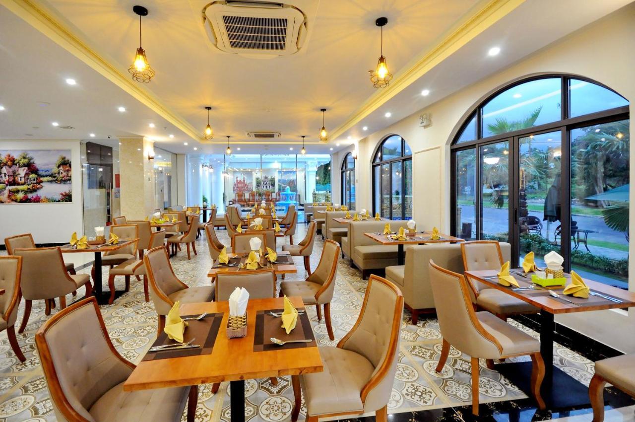 Crown Nguyen Hoang Hotel Nha Trang Kültér fotó
